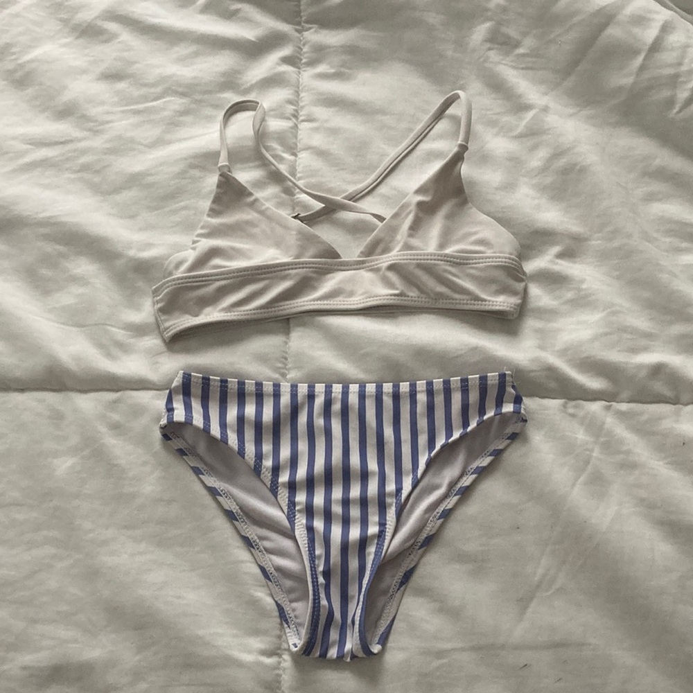 Tie back striped bikini